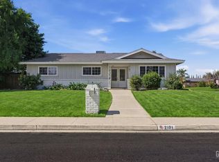 2101 Westminster Dr, Bakersfield, CA 93309