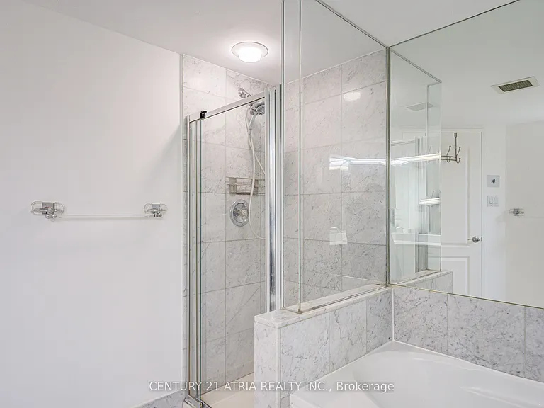 38 Elm St #2715 — Photo 37