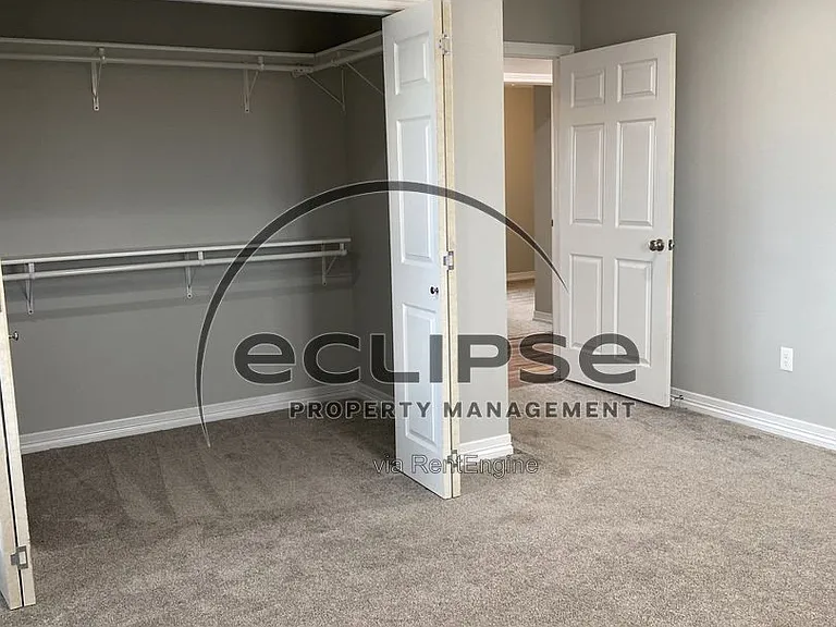 5203 County Road 9 S — Photo 31