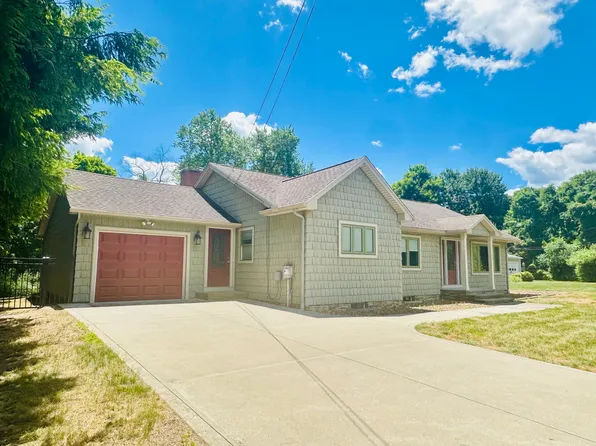 36 Crescent Dr, Ludlow, MA 01056