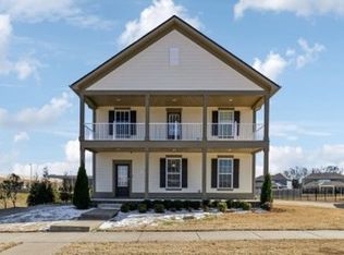 1222 Westlawn Blvd, Murfreesboro, TN 37128