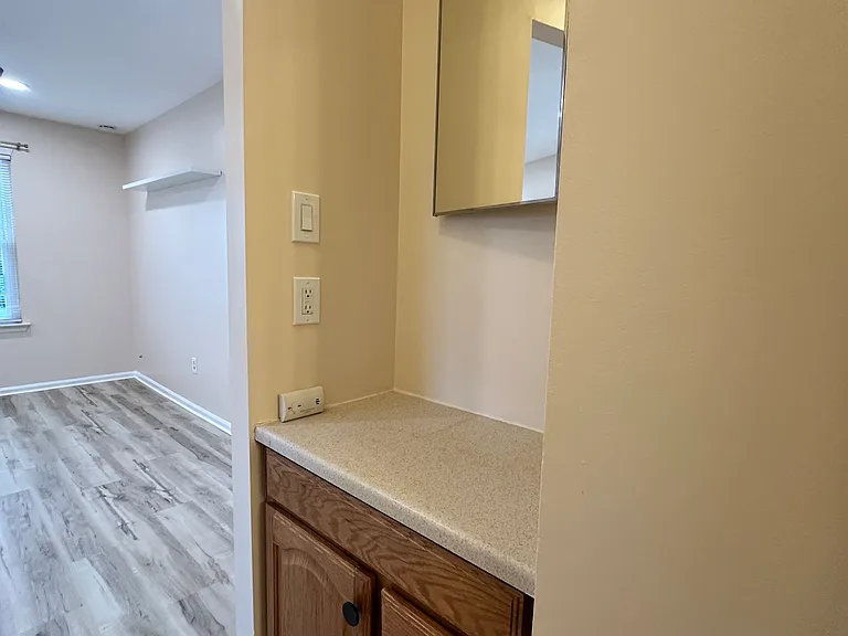 2 Churchill Cir — Photo 48