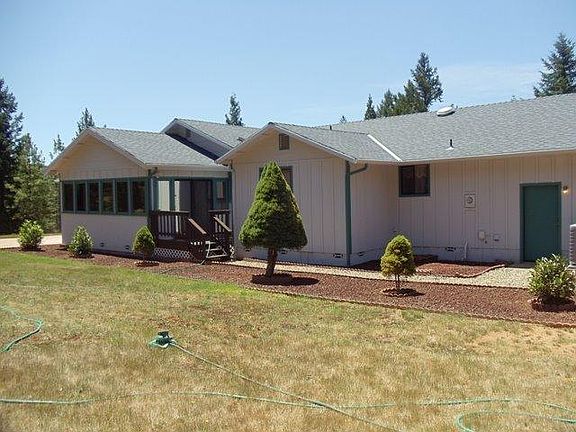 3rd image of 777 Hixson Dr