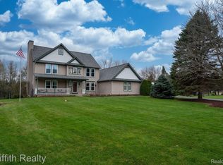 8854 Buchanan Rd, Brighton, MI 48116