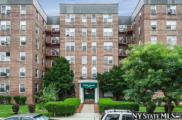 1st image of 8455 Daniels St APT 5L