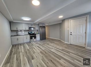 147 Tehama St #1A, Brooklyn, NY 11218