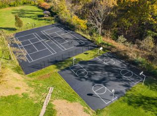 Hyland Hills, Pittsburgh, PA 15220