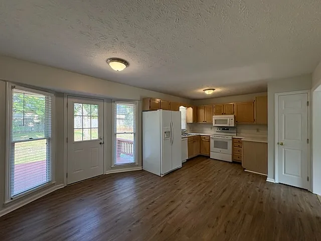 3238 Masters Dr — Photo 5