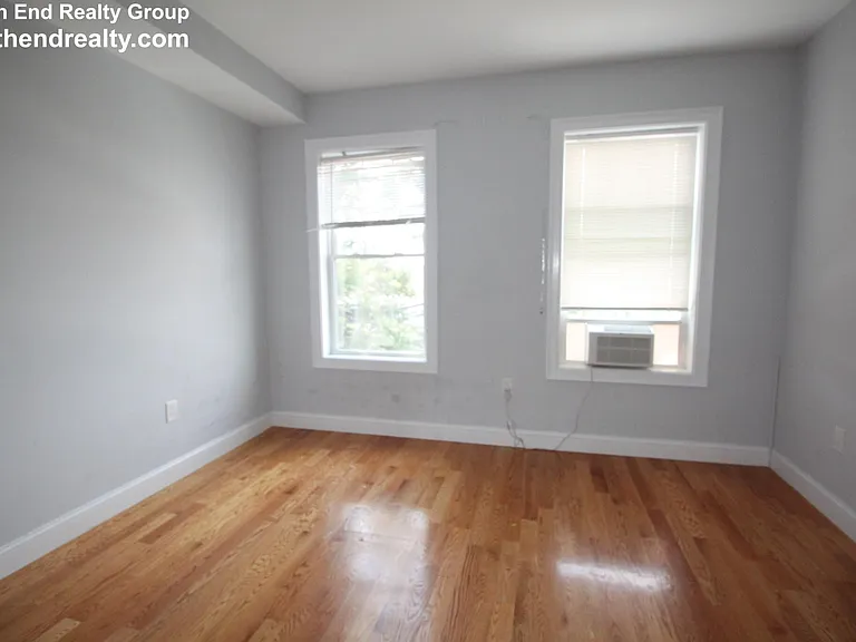 108 Main St — Photo 6