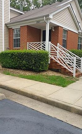 2nd image of 2601 Westgate Cir