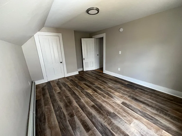 248 Forest St #B — Photo 10