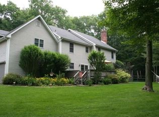 27 Jeremy Dr, New Fairfield, CT 06812