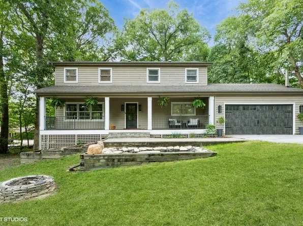 3506 W Oakhill Dr, Crete, IL 60417