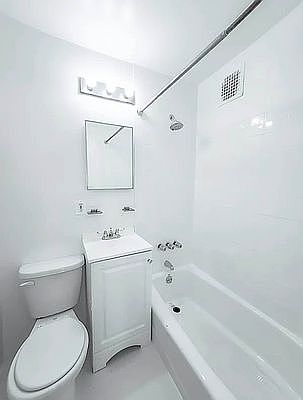 5th image of 214 E 90th St #4FW