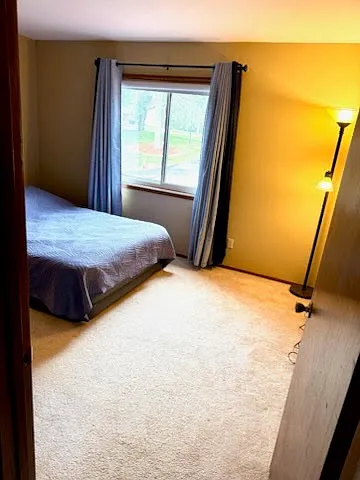 2 bed, 1000 sqft, $1,500 — Photo 2