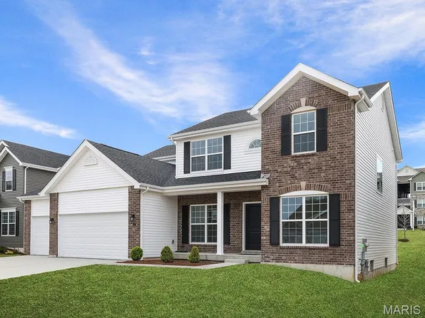 24 Bluestem Ct, Lake Saint Louis, MO 63367