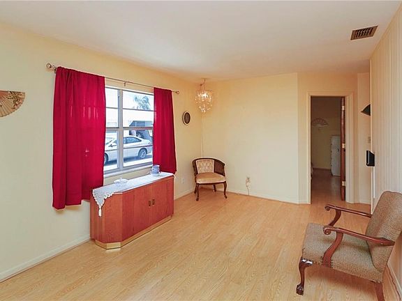 4th image of 12400 Park Blvd APT 107