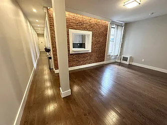 92 Wadsworth Avenue