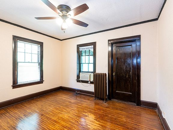 5th image of 2211 Cumberland St