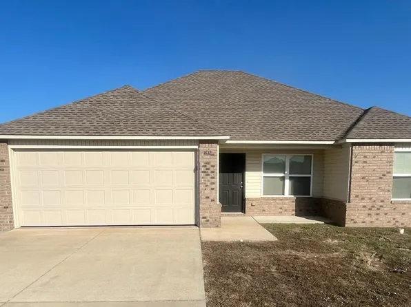 3832 Churchill Dr, Jonesboro, AR 72404