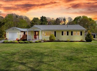 271 Barlows Landing Rd, Pocasset, MA 02559