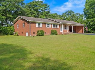 195 Seigle Dr, Inman, SC 29349