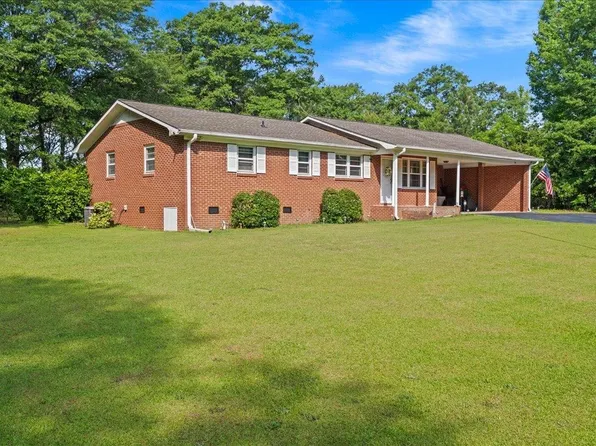 195 Seigle Dr, Inman, SC 29349