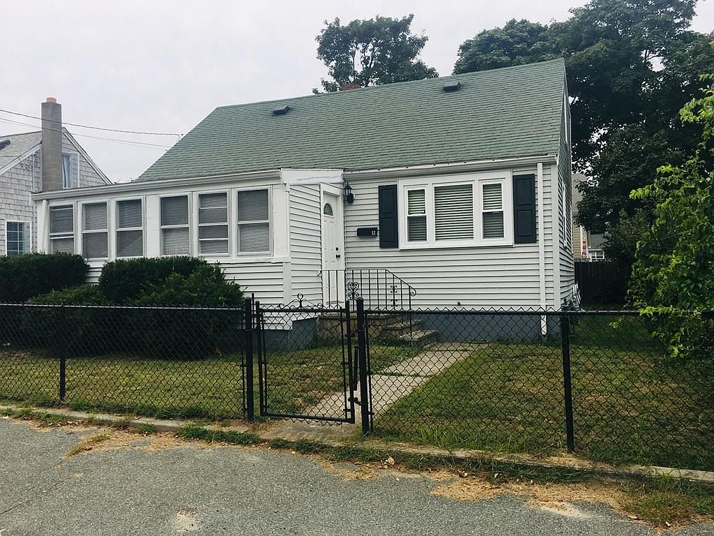 13 G St, Hull, MA 02045 Zillow