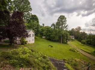 411 Wealthy Rd, Linden, VA 22642