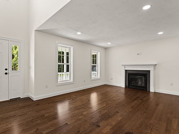 5th image of 34 Gracey Way