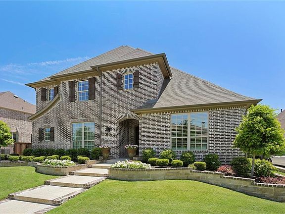 3rd image of 4031 Whispering Woods Ln