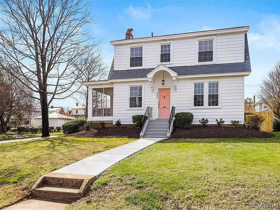 2900 Seminary Ave