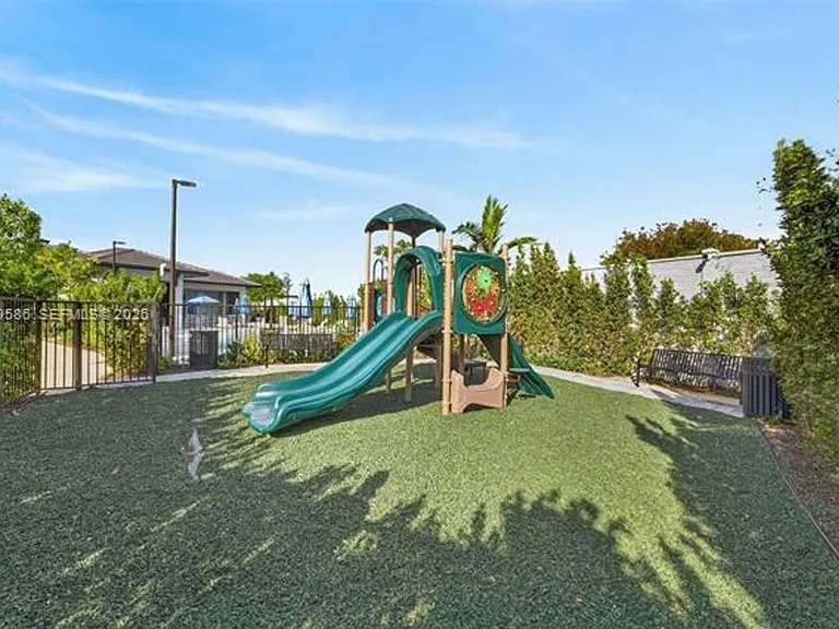 8267 SW 120th Ter — Photo 58