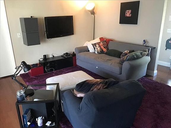 5th image of 5695 Eichen Cir E