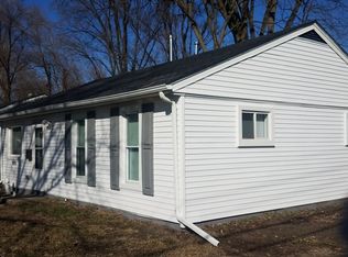 1075 Mount St, Gary, IN 46406