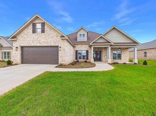 134 Blue Mist Ln, Kathleen, GA 31047