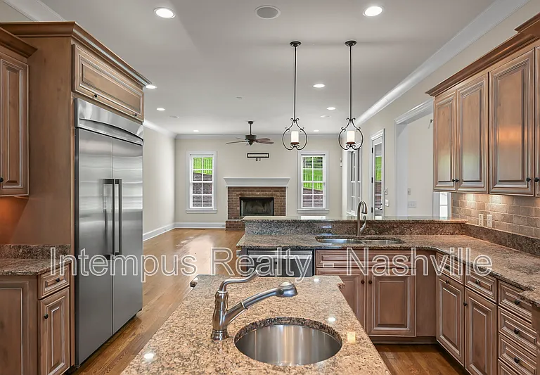 7 Crooked Stick Ln — Photo 27