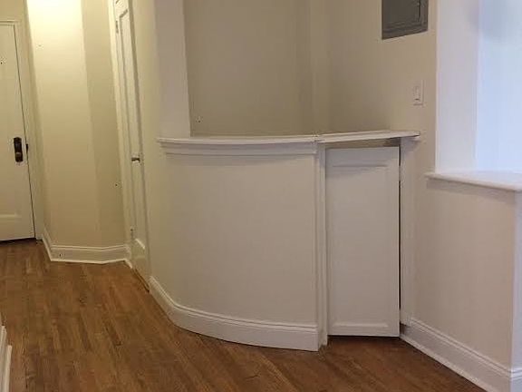 5th image of 10435 Queens Blvd