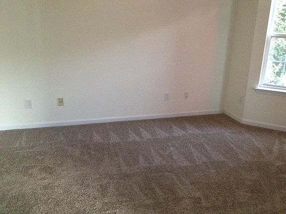 3rd image of 3050 Trotters Field Dr SW