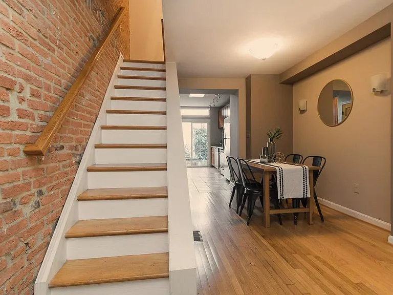 1122 Battery Ave — Photo 5