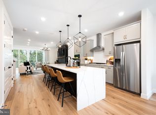 42152 Stone Press Ter, Ashburn, VA 20148