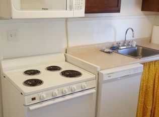 720 Chicago St APT 4, Racine, WI 53405