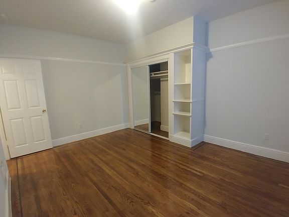 4th image of 850 Van Ness Ave #107