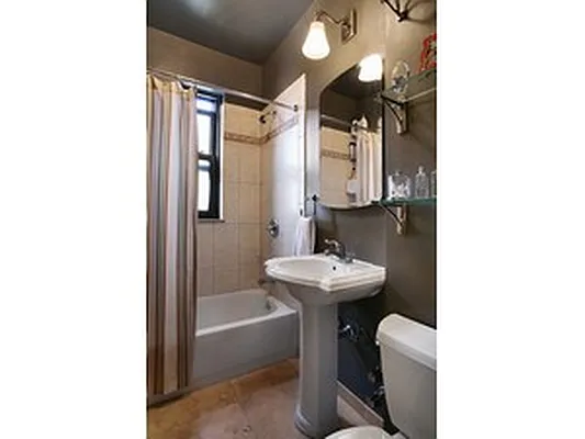 Sold by Citi Habitats | media 1
