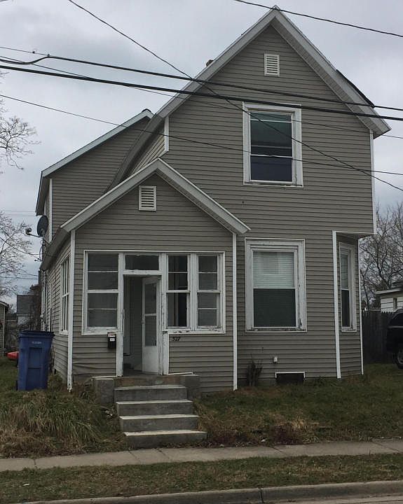 1st image of 327 Hogadone Ave SW