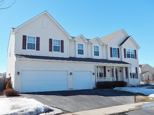1st image of 734 N Silver Leaf Ln