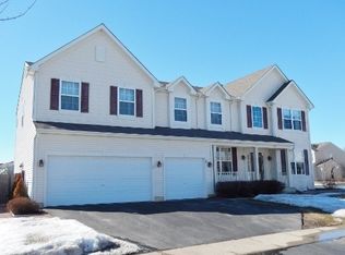 734 N Silver Leaf Ln, Round Lake, IL