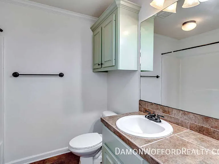 107 Emry Cv — Photo 39