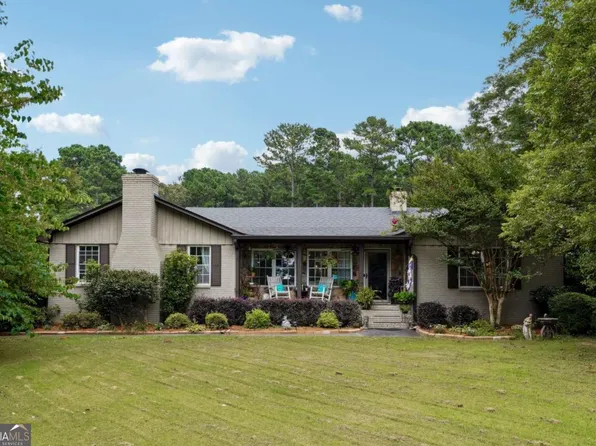 2412 Camp Mitchell Rd, Grayson, GA 30017