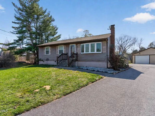 25 Dorchester Drive, Stillwater, NY 12170